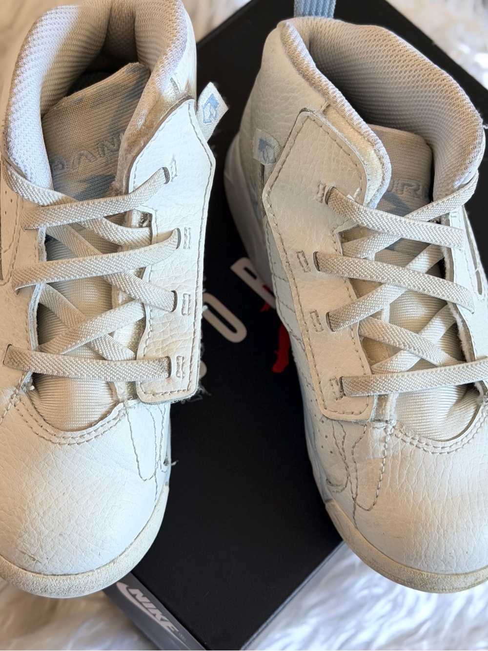 Jordan Kids Cream/White High-Top Velcro Sneakers
